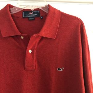 Vineyard Vines polo shirt L color is a rusty orange